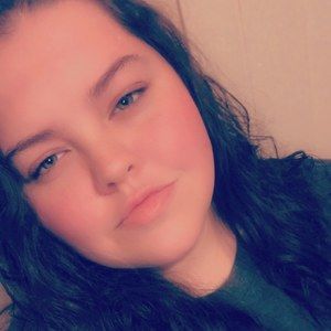 Meet your Posher, Hayley